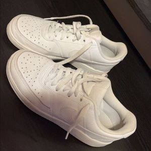 White Nike Air Force 1